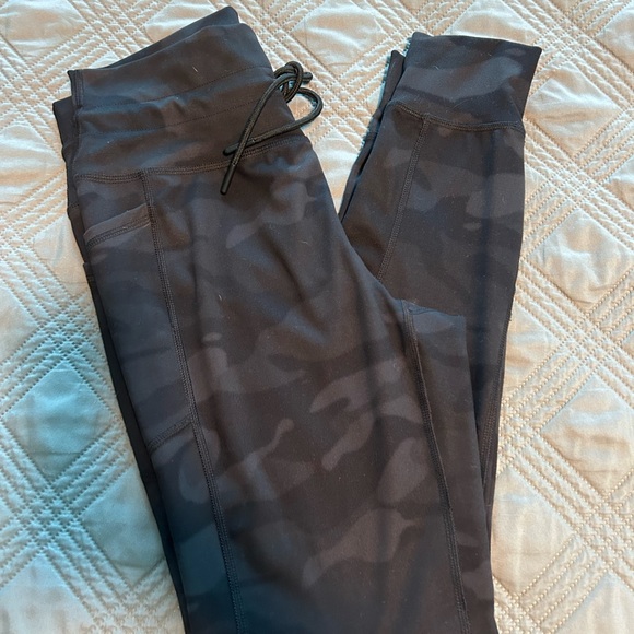Spyder  Dark Camouflage Leggings - Picture 4 of 4